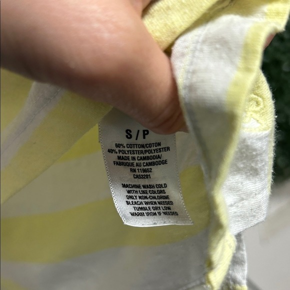 Aeropostale Lemon and White Striped Tank Top Y2K - Picture 3 of 3